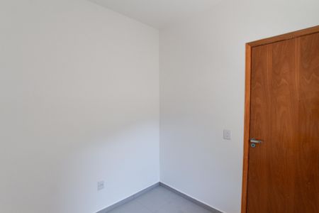 Quarto 2 de apartamento à venda com 2 quartos, 37m² em Parque Vitoria, São Paulo
