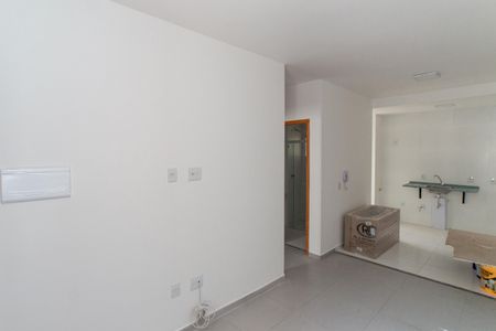 Sala de apartamento à venda com 2 quartos, 44m² em Parque Vitoria, São Paulo