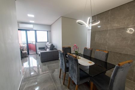 Apartamento para alugar com 70m², 3 quartos e 2 vagas Apartamento para alugar com 70m², 3 quartos e 2 vagasSala