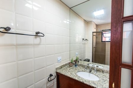 Apartamento para alugar com 70m², 3 quartos e 2 vagas Apartamento para alugar com 70m², 3 quartos e 2 vagasBanheiro da suíte