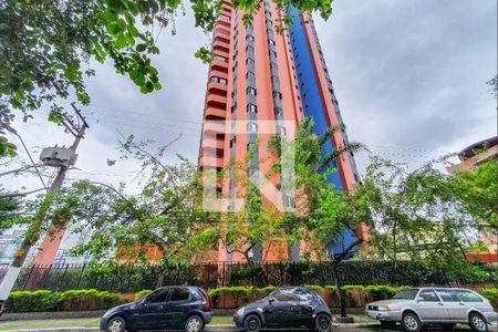 Apartamento para alugar com 70m², 3 quartos e 2 vagas Apartamento para alugar com 70m², 3 quartos e 2 vagasFachada