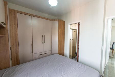 Apartamento para alugar com 70m², 3 quartos e 2 vagas Apartamento para alugar com 70m², 3 quartos e 2 vagasSuíte