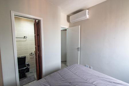 Apartamento para alugar com 70m², 3 quartos e 2 vagas Apartamento para alugar com 70m², 3 quartos e 2 vagasSuíte