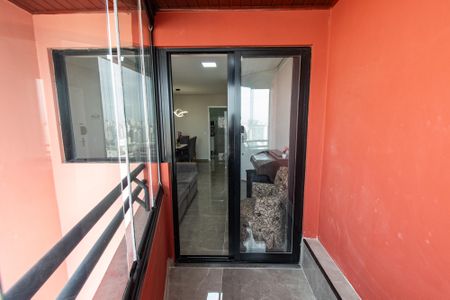 Apartamento para alugar com 70m², 3 quartos e 2 vagas Apartamento para alugar com 70m², 3 quartos e 2 vagasVaranda