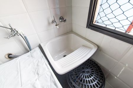 Apartamento para alugar com 70m², 3 quartos e 2 vagas Apartamento para alugar com 70m², 3 quartos e 2 vagasÁrea de serviço