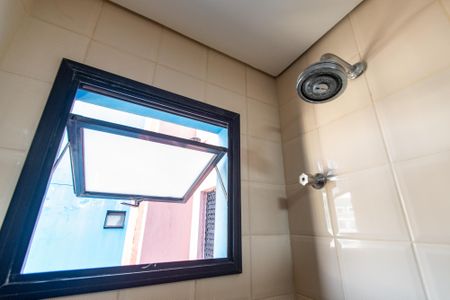 Apartamento para alugar com 70m², 3 quartos e 2 vagas Apartamento para alugar com 70m², 3 quartos e 2 vagasBanheiro da suíte