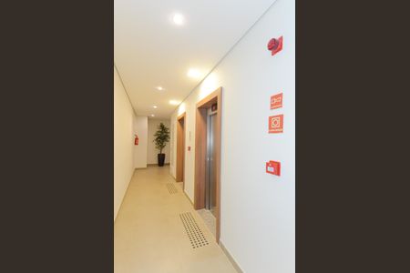 Apartamento para alugar com 75m², 3 quartos e 2 vagas Apartamento para alugar com 75m², 3 quartos e 2 vagasHall Social