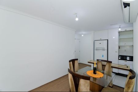 Apartamento para alugar com 75m², 3 quartos e 2 vagas Apartamento para alugar com 75m², 3 quartos e 2 vagasSala
