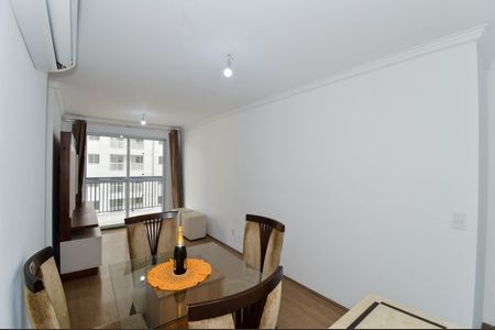 Apartamento para alugar com 75m², 3 quartos e 2 vagas Apartamento para alugar com 75m², 3 quartos e 2 vagasSala