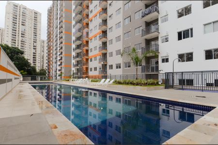 Apartamento para alugar com 75m², 3 quartos e 2 vagas Apartamento para alugar com 75m², 3 quartos e 2 vagasÁrea comum - Piscina