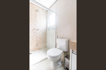 Apartamento à venda com 138m², 3 quartos e 3 vagas Apartamento à venda com 138m², 3 quartos e 3 vagasBanheiro da Suíte 2