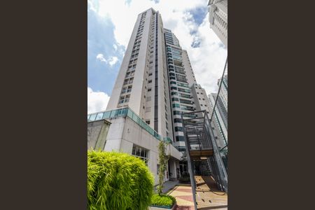 Apartamento à venda com 138m², 3 quartos e 3 vagas Apartamento à venda com 138m², 3 quartos e 3 vagasFachada do bloco