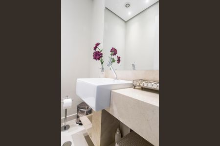 Apartamento à venda com 138m², 3 quartos e 3 vagas Apartamento à venda com 138m², 3 quartos e 3 vagasLavabo