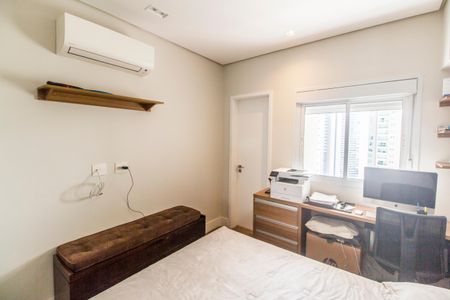 Apartamento à venda com 138m², 3 quartos e 3 vagas Apartamento à venda com 138m², 3 quartos e 3 vagasSuíte 2