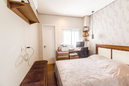 Apartamento à venda com 138m², 3 quartos e 3 vagas Apartamento à venda com 138m², 3 quartos e 3 vagasSuíte 2