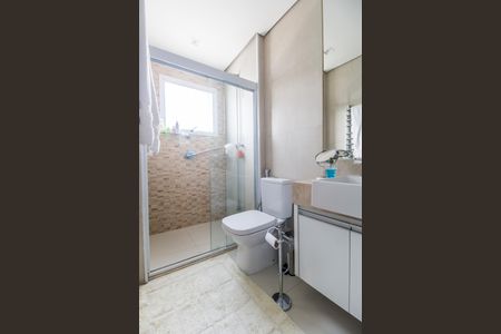 Apartamento à venda com 138m², 3 quartos e 3 vagas Apartamento à venda com 138m², 3 quartos e 3 vagasBanheiro da Suíte 1