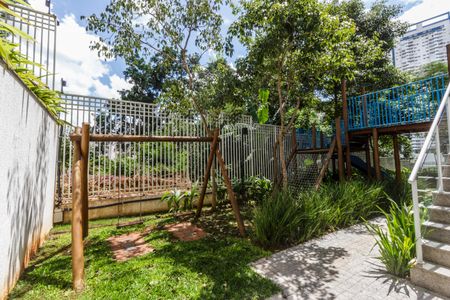 Apartamento à venda com 138m², 3 quartos e 3 vagas Apartamento à venda com 138m², 3 quartos e 3 vagasÁrea comum - Playground