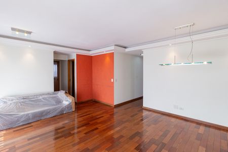 Apartamento à venda com 161m², 4 quartos e 4 vagas Apartamento à venda com 161m², 4 quartos e 4 vagasSala