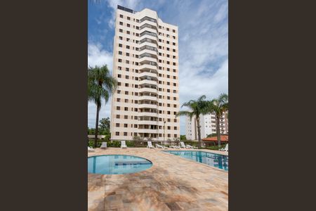 Apartamento à venda com 97m², 3 quartos e 2 vagas Apartamento à venda com 97m², 3 quartos e 2 vagasFachada do bloco