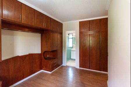 Apartamento à venda com 97m², 3 quartos e 2 vagas Apartamento à venda com 97m², 3 quartos e 2 vagasSuíte