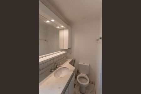 Apartamento à venda com 97m², 3 quartos e 2 vagas Apartamento à venda com 97m², 3 quartos e 2 vagasBanheiro da Suíte