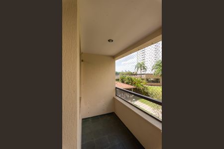 Apartamento à venda com 97m², 3 quartos e 2 vagas Apartamento à venda com 97m², 3 quartos e 2 vagasSacada da Sala