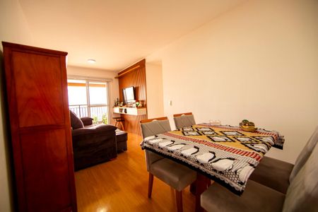 Apartamento para alugar com 76m², 3 quartos e 2 vagas Apartamento para alugar com 76m², 3 quartos e 2 vagasSala
