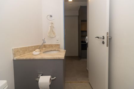 Studio para alugar com 35m², 1 quarto e sem vaga Studio para alugar com 35m², 1 quarto e sem vagaBanheiro