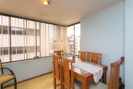 Apartamento à venda com 65m², 2 quartos e 1 vaga Apartamento à venda com 65m², 2 quartos e 1 vagaSala