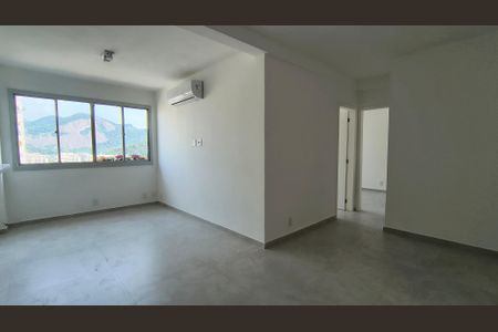 Apartamento à venda com 52m², 2 quartos e 1 vaga Apartamento à venda com 52m², 2 quartos e 1 vagaSala