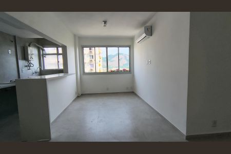 Apartamento à venda com 52m², 2 quartos e 1 vaga Apartamento à venda com 52m², 2 quartos e 1 vagaSala