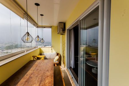 Apartamento à venda com 132m², 3 quartos e 3 vagas Apartamento à venda com 132m², 3 quartos e 3 vagasVaranda da Sala