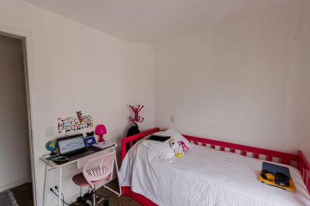 Apartamento à venda com 132m², 3 quartos e 3 vagas Apartamento à venda com 132m², 3 quartos e 3 vagasQuarto 2