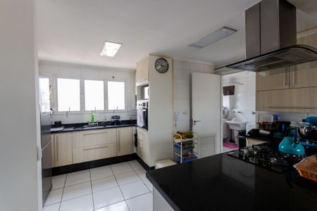 Apartamento à venda com 132m², 3 quartos e 3 vagas Apartamento à venda com 132m², 3 quartos e 3 vagasCozinha