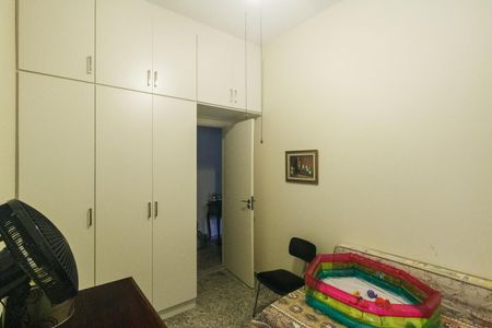Casa à venda com 430m², 5 quartos e 8 vagas Casa à venda com 430m², 5 quartos e 8 vagasQuarto de Serviço 2