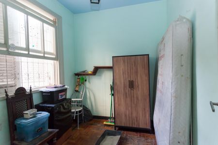 Casa à venda com 675m², 8 quartos e 6 vagas Casa à venda com 675m², 8 quartos e 6 vagasQuarto 3