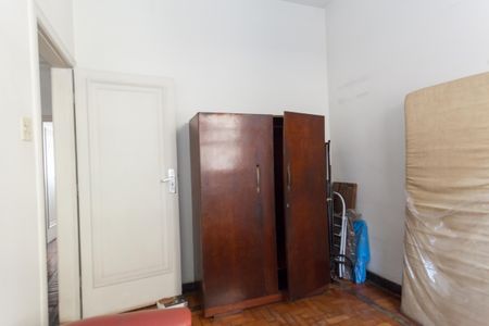 Casa à venda com 675m², 8 quartos e 6 vagas Casa à venda com 675m², 8 quartos e 6 vagasQuarto 4