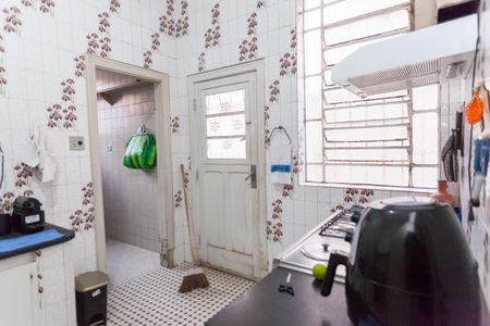 Casa à venda com 675m², 8 quartos e 6 vagas Casa à venda com 675m², 8 quartos e 6 vagasCozinha