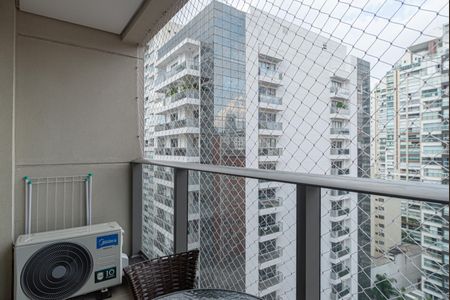 Studio para alugar com 28m², 1 quarto e sem vaga Studio para alugar com 28m², 1 quarto e sem vagaVaranda da Sala/Quarto