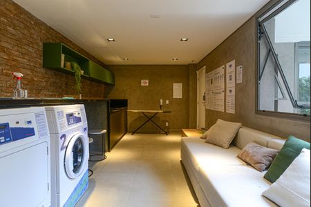 Studio para alugar com 28m², 1 quarto e sem vaga Studio para alugar com 28m², 1 quarto e sem vagaÁrea comum - Lavanderia