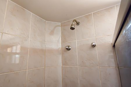 Casa de condomínio à venda com 250m², 4 quartos e 1 vaga Casa de condomínio à venda com 250m², 4 quartos e 1 vagaBanheiro da Suíte