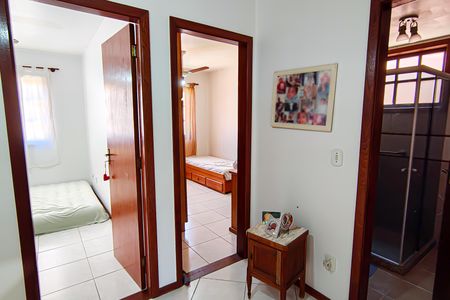 Casa de condomínio à venda com 250m², 4 quartos e 1 vaga Casa de condomínio à venda com 250m², 4 quartos e 1 vagahall