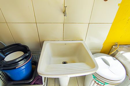 Casa de condomínio à venda com 250m², 4 quartos e 1 vaga Casa de condomínio à venda com 250m², 4 quartos e 1 vagaÁrea de Serviço