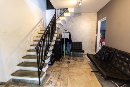 Casa para alugar com 350m², 3 quartos e 4 vagas Casa para alugar com 350m², 3 quartos e 4 vagasHall de entrada