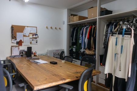 Casa para alugar com 350m², 3 quartos e 4 vagas Casa para alugar com 350m², 3 quartos e 4 vagasQuarto 2