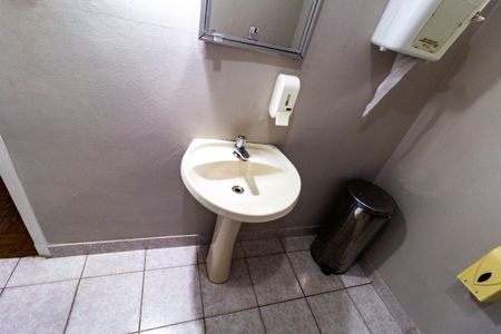 Casa para alugar com 350m², 3 quartos e 4 vagas Casa para alugar com 350m², 3 quartos e 4 vagasLavabo Superior