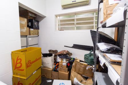 Casa para alugar com 350m², 3 quartos e 4 vagas Casa para alugar com 350m², 3 quartos e 4 vagasDepósito