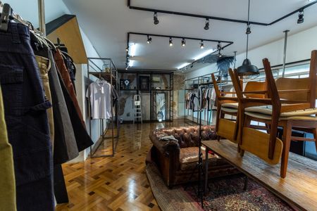 Casa para alugar com 350m², 3 quartos e 4 vagas Casa para alugar com 350m², 3 quartos e 4 vagasSala 1