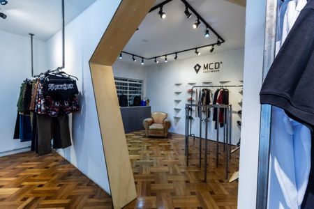 Casa para alugar com 350m², 3 quartos e 4 vagas Casa para alugar com 350m², 3 quartos e 4 vagasSala 2