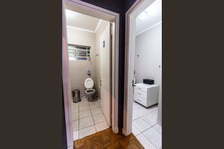 Casa para alugar com 350m², 3 quartos e 4 vagas Casa para alugar com 350m², 3 quartos e 4 vagasBanheiro